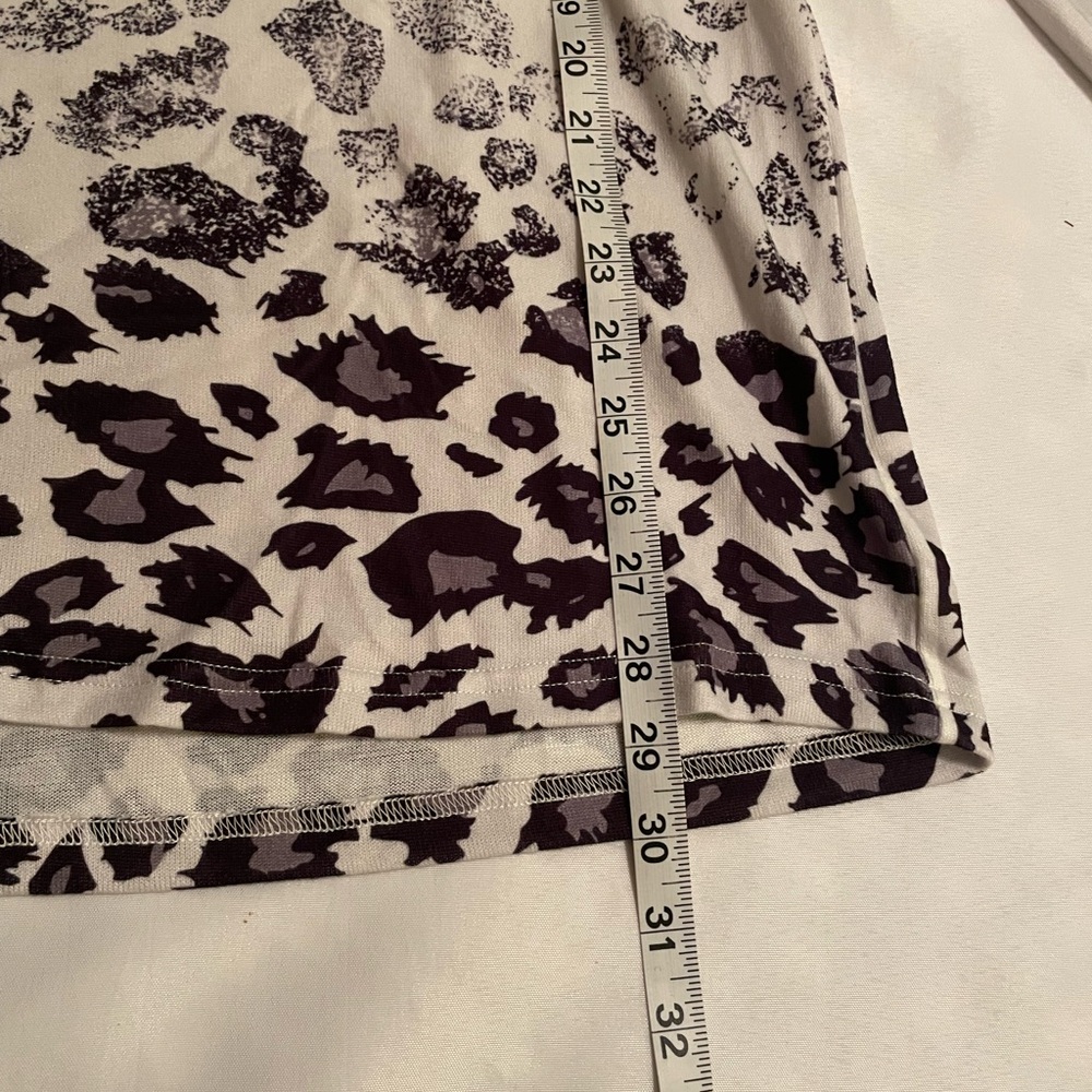 Tickled Teal Leopard Print Long Sleeve Scoop Neck Color Block Top, Size XL - Picture 8 of 9